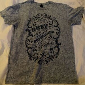 Obey T Shirt Men’s Size Large